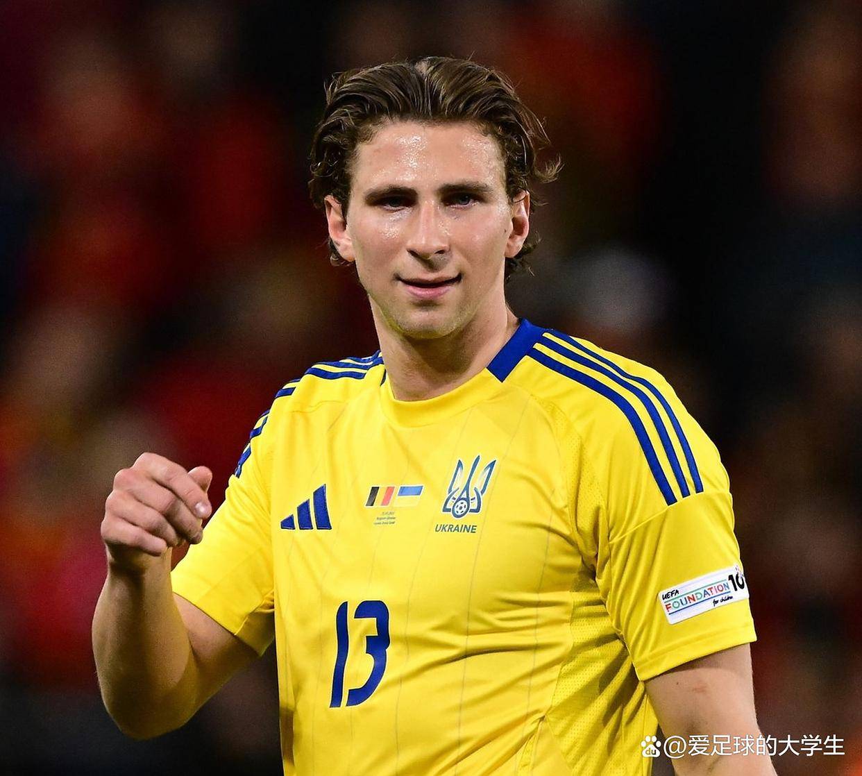 英雄联盟-关于冲刺阶段里尔备战英超；更衣室发声细节曝光；信心回归；资深球员宣示担当的信息